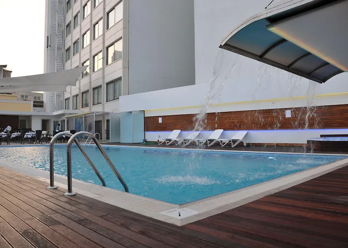 سورملي ادانا فندق أضنه