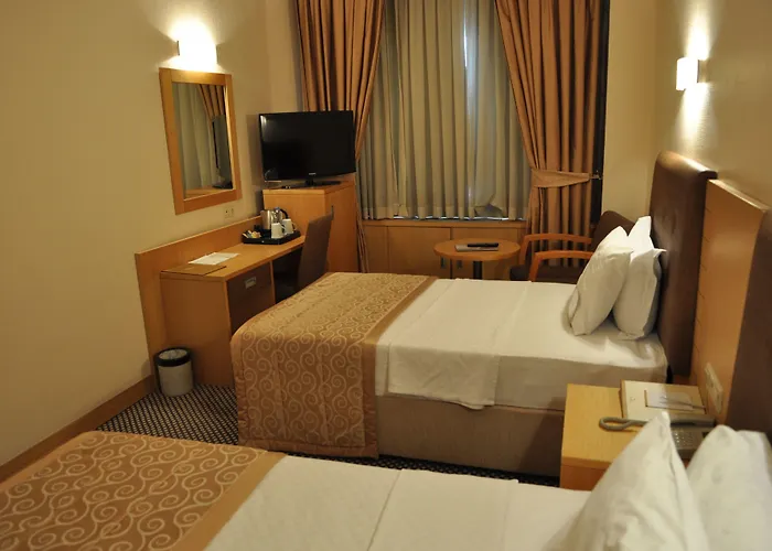 سورملي ادانا فندق أضنه