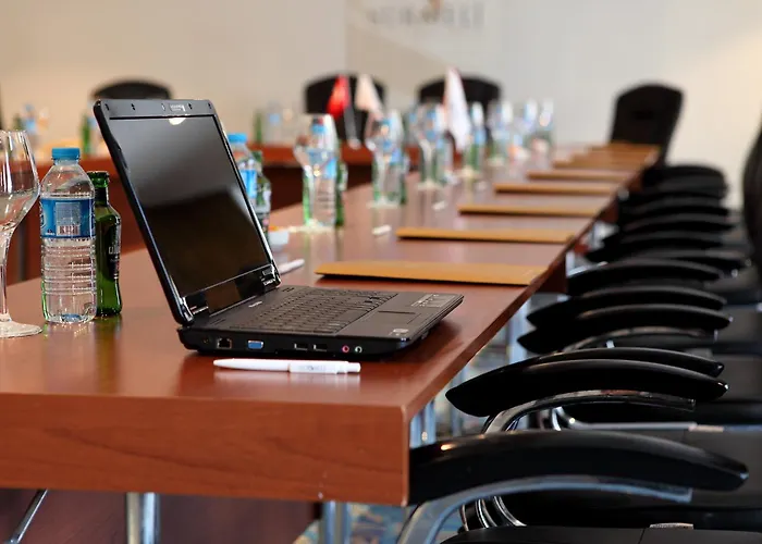 سورملي ادانا فندق أضنه