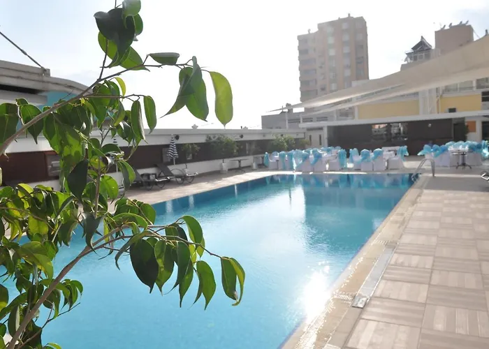 سورملي ادانا فندق أضنه